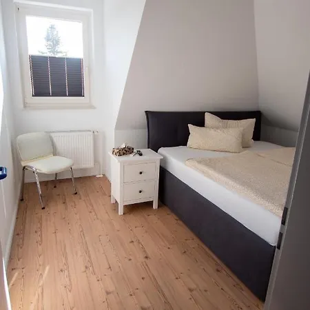 Nb Katharinenviertel Zwei Zimmer Wohnung Neubrandenbourg Extérieur photo