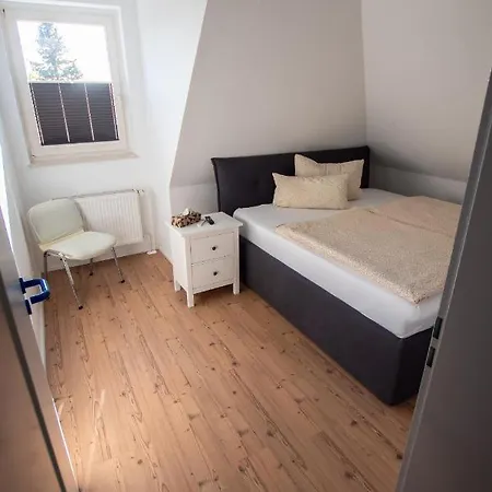 Nb Katharinenviertel Zwei Zimmer Wohnung Neubrandenbourg Extérieur photo